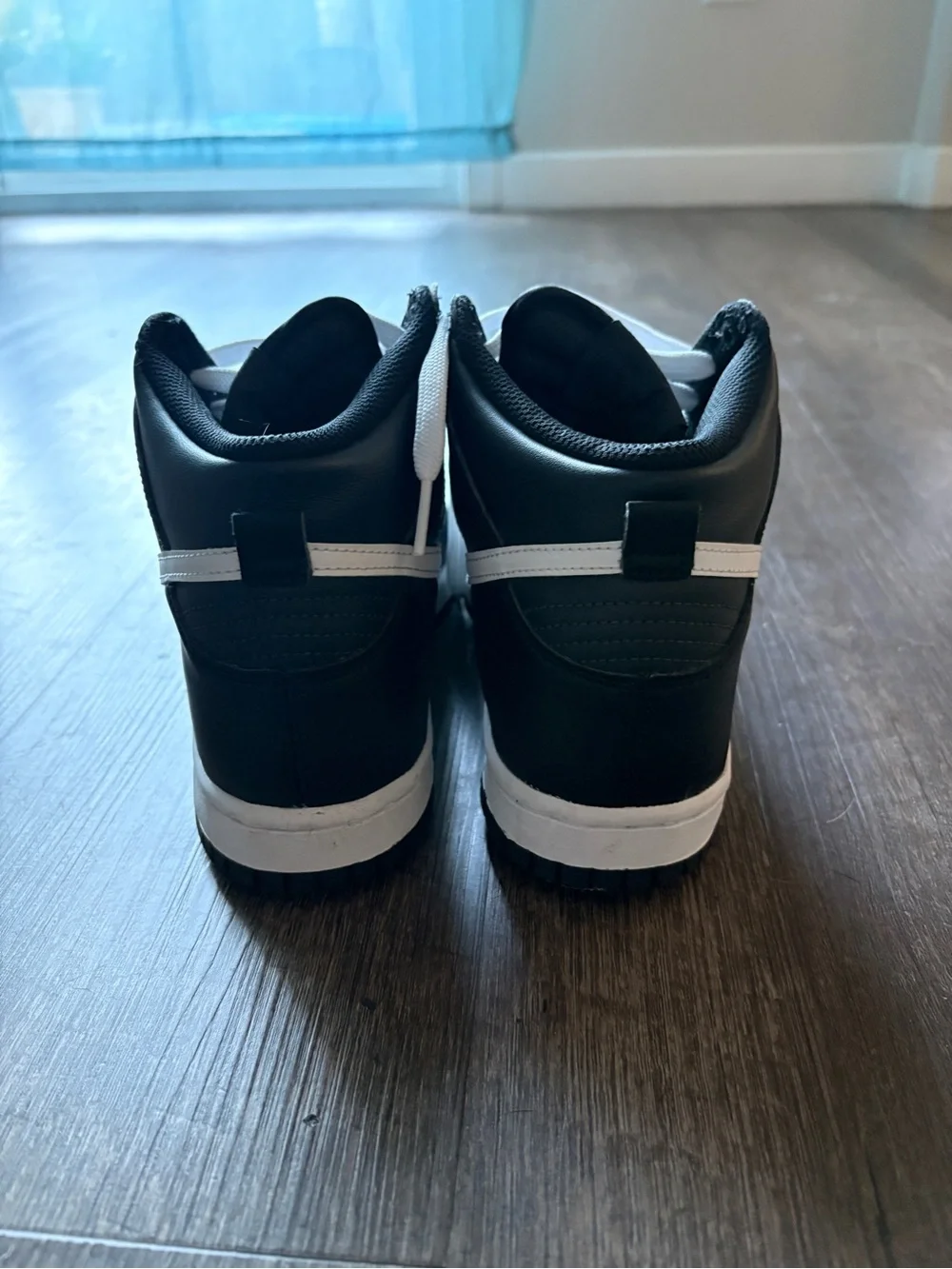 Nike Black and White Athletic Sneakers High Tops
